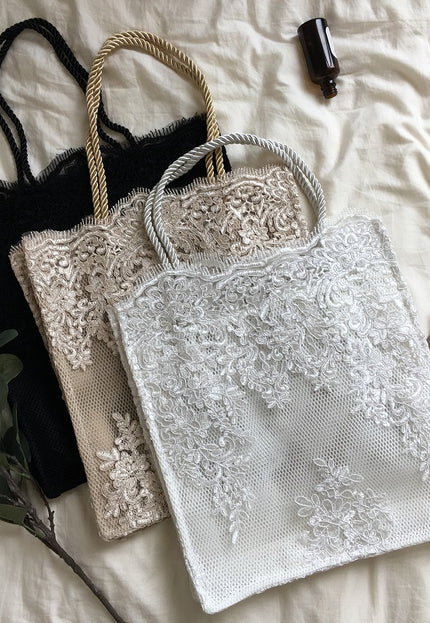 Lace hand shopping bag